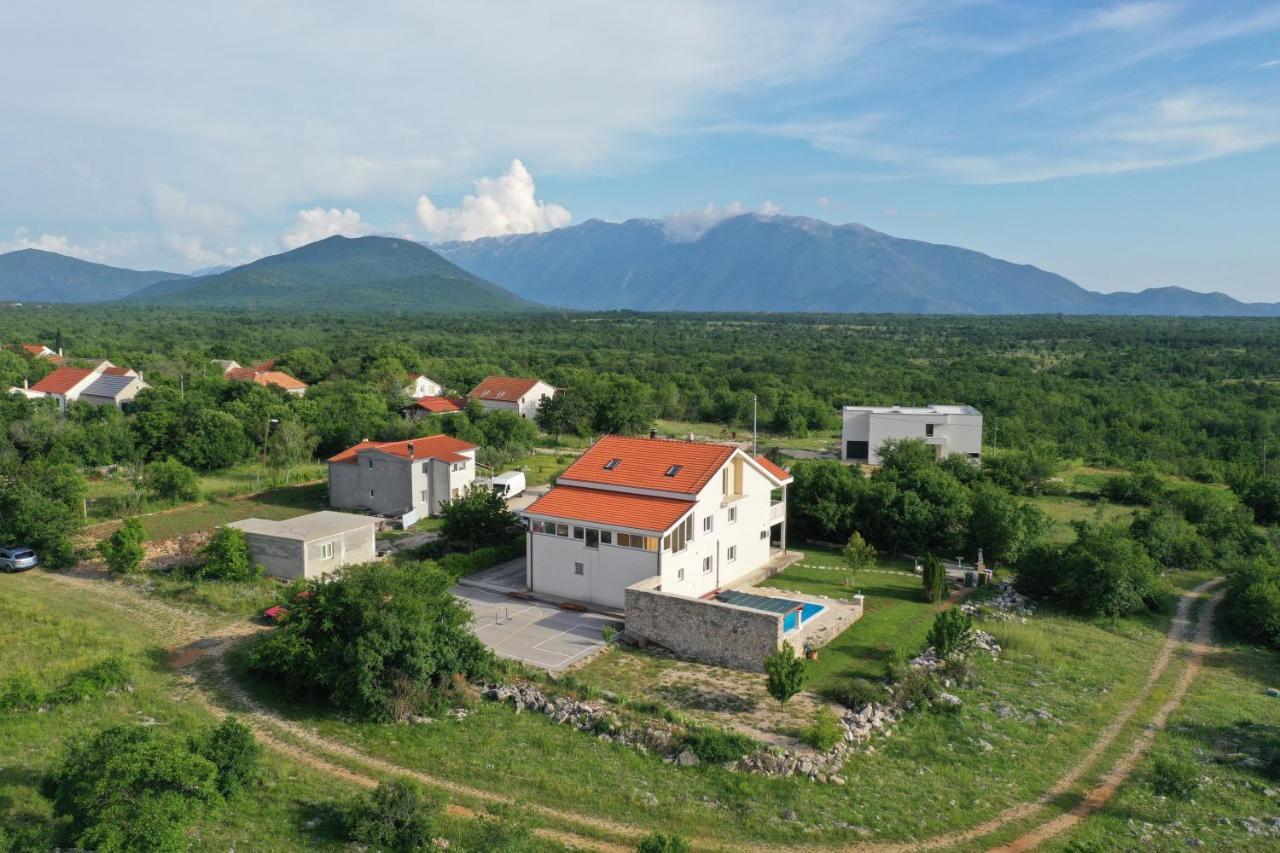 Villa Ivy With Perfect Privacy, Pool, Sauna And Jacuzzi Opanci Exterior foto